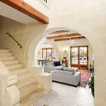 Dar Ta' Lonza With Private Pool *