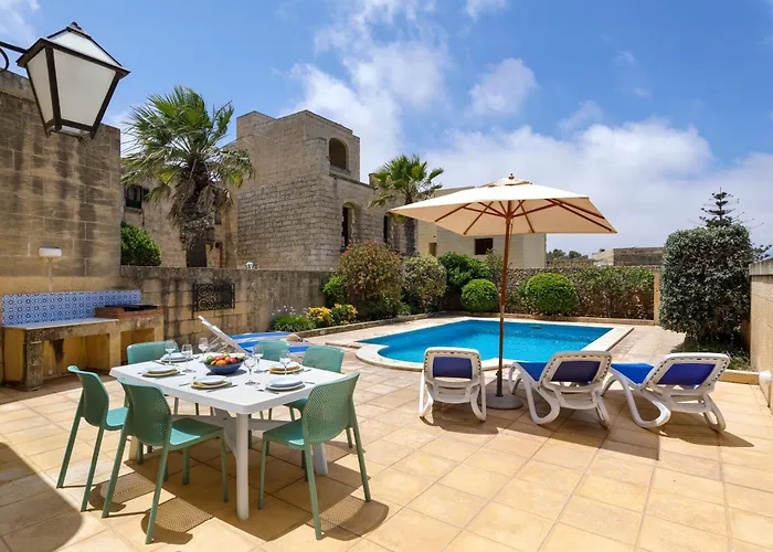 Dar Ta' Lonza With Private Pool Villa Għasri