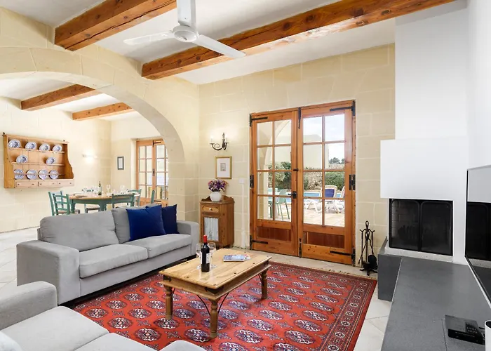 Dar Ta' Lonza With Private Pool * Għasri