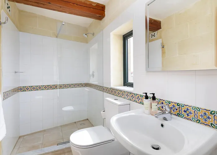 Dar Ta' Lonza With Private Pool * Għasri